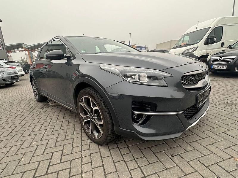 Gebraucht Kia XCeed Spirit 136 PS (100 kW) 2020 Grau SUV