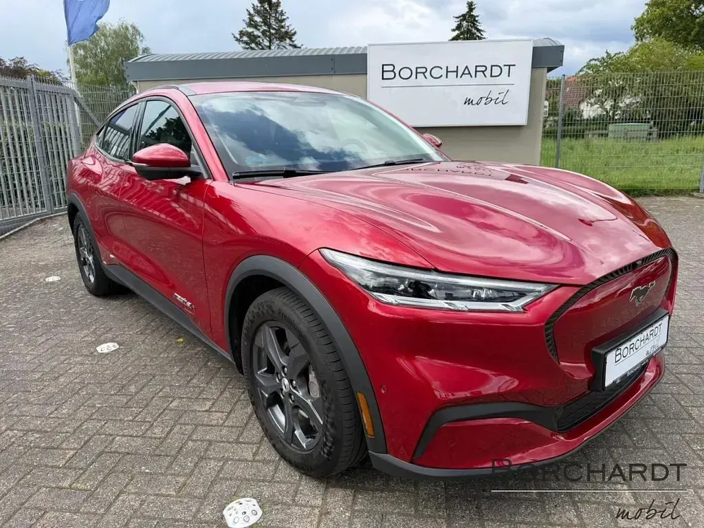 Gebraucht Ford Mustang Mach-E 216 kW (294 PS) 2022 Rot SUV