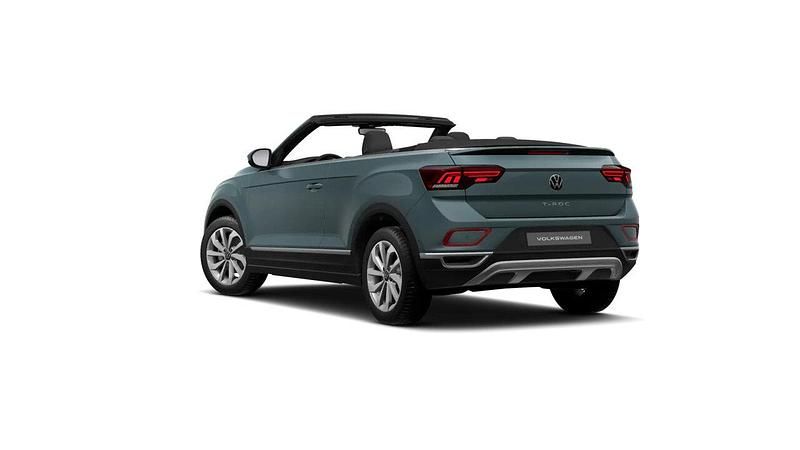 Gebraucht VW T-Roc 116 PS (85 kW) 2024 Petroleum blue metallic / schwarz (metallic) SUV