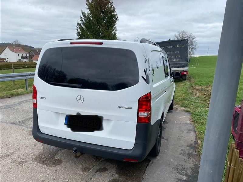 Gebraucht Mercedes Vito 163 PS (119 kW) 2015 Weiß Van