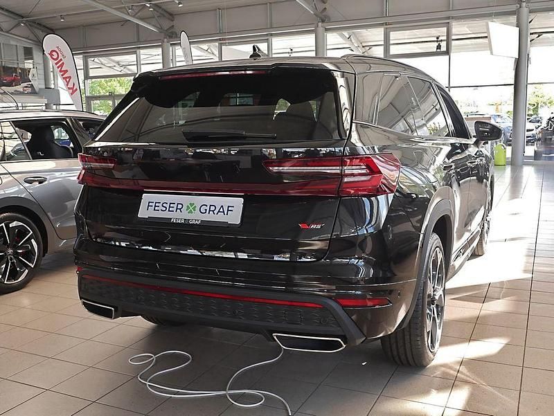 Neu Skoda Kodiaq RS 265 PS (194 kW) 2025 Blackmagic perleffekt SUV