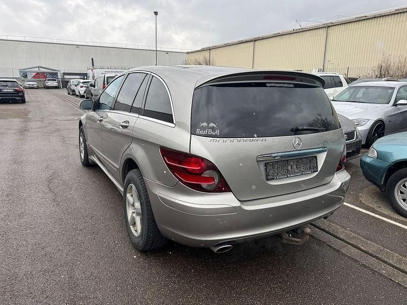 Gebraucht Mercedes R280 190 PS (139 kW) 2006 Silber Van / Kleinbus