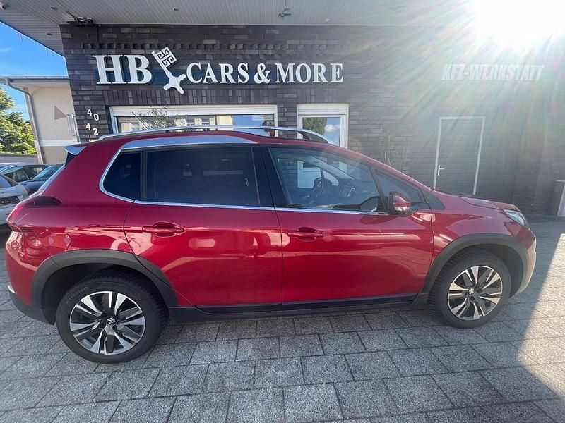 Rot Gebraucht 2019 Peugeot 2008 Allure SUV | 14.490 € (Fairer Preis) - Bild 1/4
