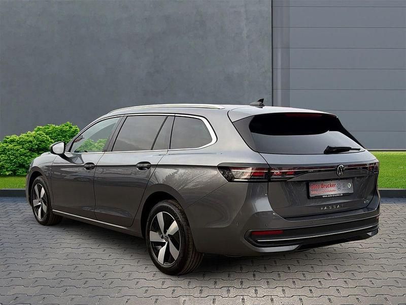 Neu VW Passat Business 150 PS (110 kW) 2026 Grau Kombi