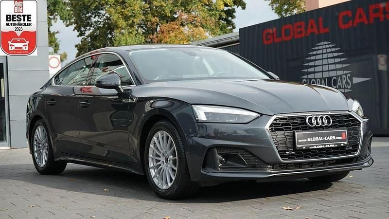 Grau Gebraucht 2021 Audi A5 Sport Coupé | 25.885 € (Superpreis) - Bild 1/4