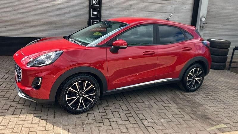 Second-hand Ford Puma Titanium 125 CP (91 kW) 2021 Roșu SUV