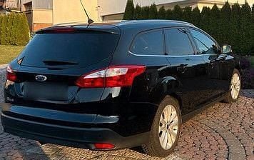 Second-hand Ford Focus 105 CP (77 kW) 2012 Negru Break