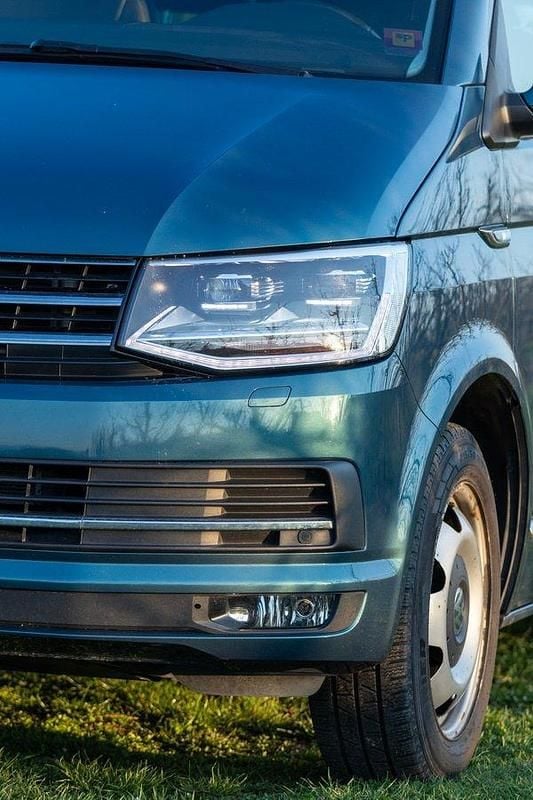 Gebraucht VW T6 Generation Six 204 PS (150 kW) 2016 Grün Van