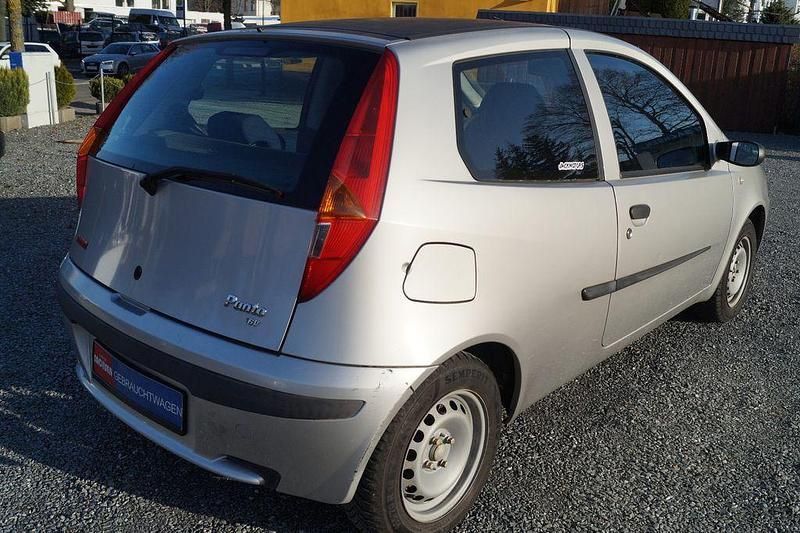Gebraucht Fiat Punto Dynamic 80 PS (58 kW) 2002 Kleinwagen