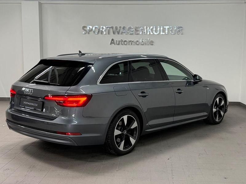 Gebraucht Audi A4 S-Line 150 PS (110 kW) 2018 Grau Kombi