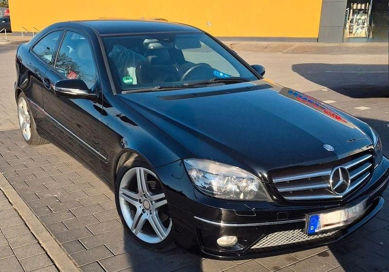 Gebraucht Mercedes CLC180 143 PS (105 kW) 2010 Schwarz Kleinwagen