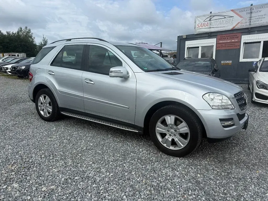 Gebraucht Mercedes ML350 272 PS (200 kW) 2011 Silber SUV