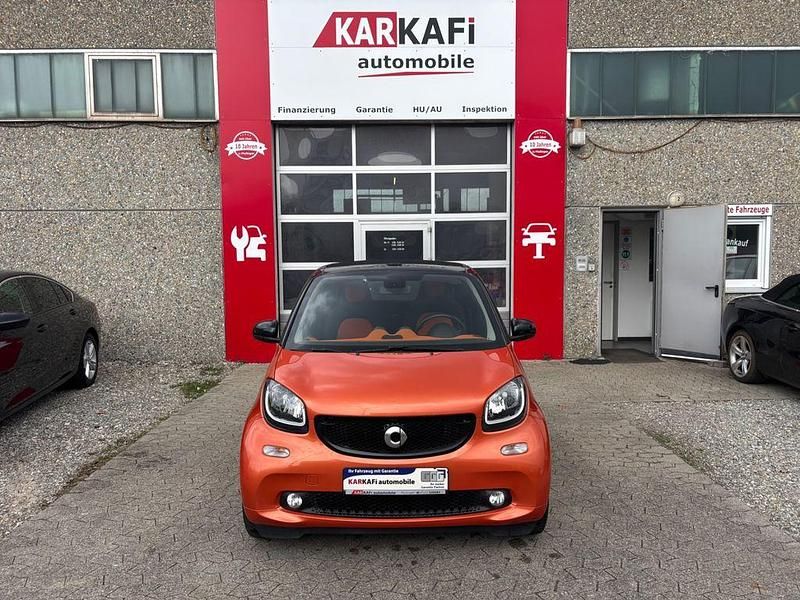 Gebraucht Smart ForTwo Cabrio Basis 90 PS (66 kW) 2016 Schwarz Cabrio
