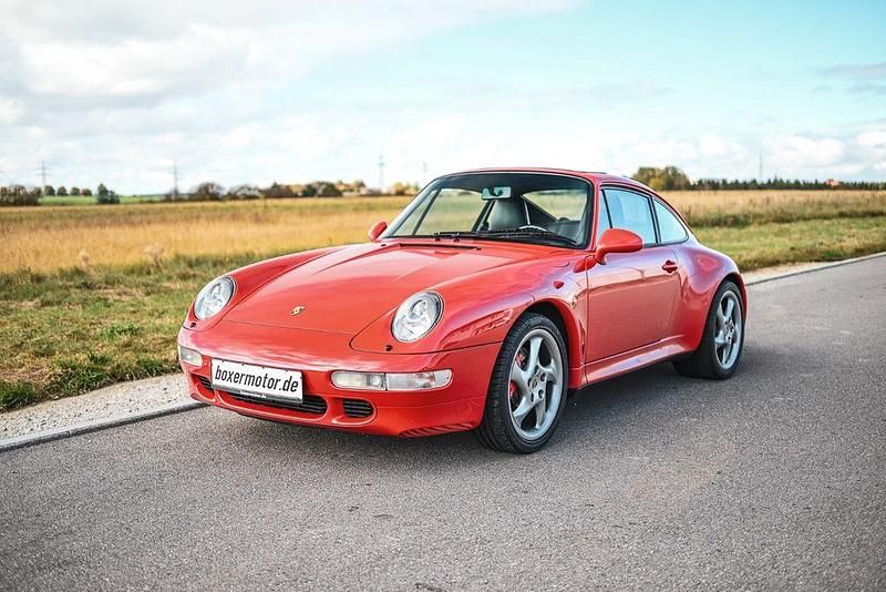 Rot Gebraucht 1997 Porsche 911 Carrera 4S Coupé | 142.000 € - Bild 1/4