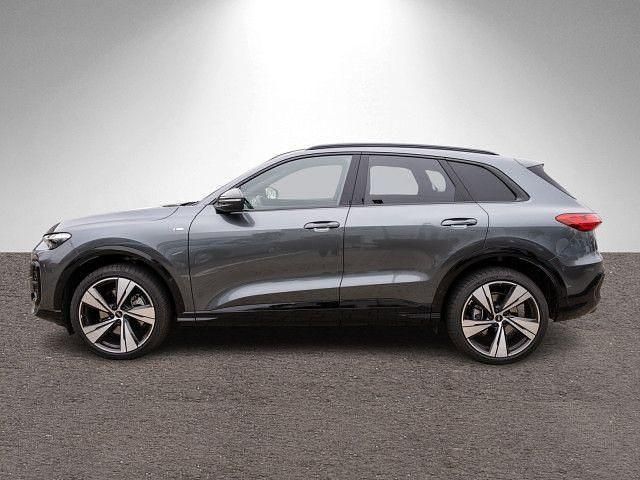 Gebraucht Audi Q5 Ambiente 204 PS (150 kW) 2025 Daytonagrau perleffekt SUV