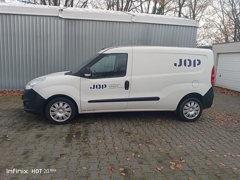 Gebraucht Opel Combo 95 PS (69 kW) 2017 Weiß Van / Kleinbus