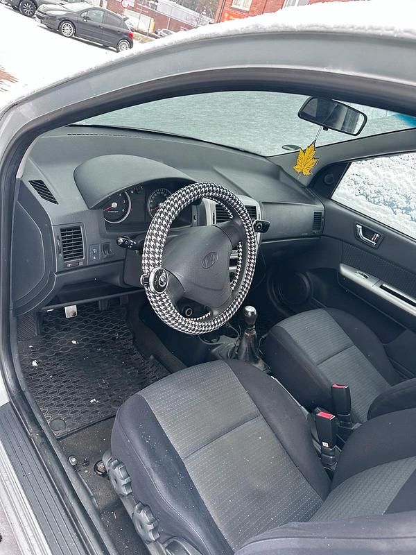 Gebraucht Hyundai Getz 88 PS (64 kW) 2008 Silber Kleinwagen