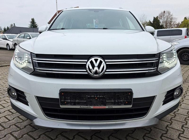 Gebraucht VW Tiguan LOUNGE 177 PS (130 kW) 2015 Weiß SUV
