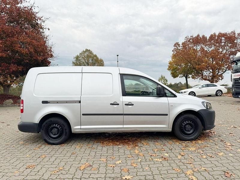 Gebraucht VW Caddy Maxi 102 PS (75 kW) 2015 Silber Van / Kleinbus