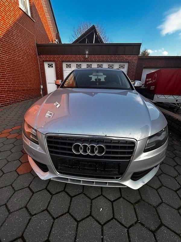 Gebraucht Audi A4 143 PS (105 kW) 2010 Grau Kombi