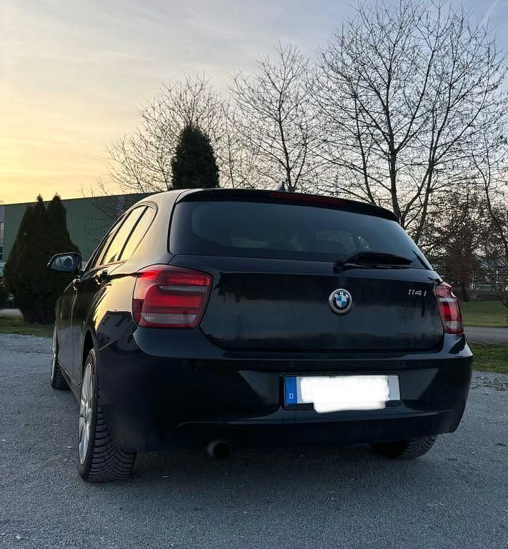 Gebraucht BMW 114 102 PS (75 kW) 2014 Schwarz Kleinwagen