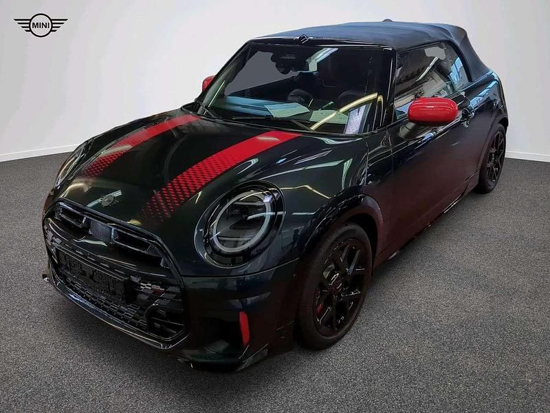 Grau Gebraucht 2024 Mini John Cooper Works Cabriolet Cabrio | 44.581 € (Teuer) - Bild 1/4