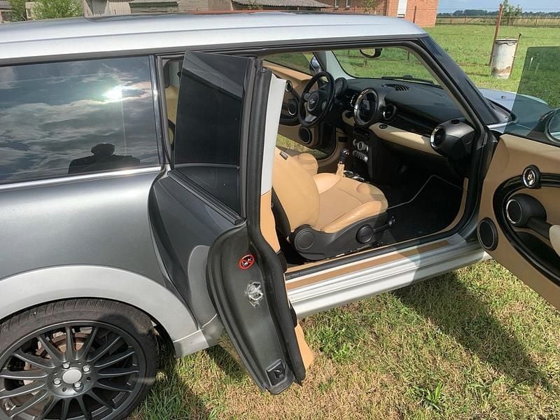 Grau Gebraucht 2008 Mini Clubman Kombi | 5.499 € - Bild 1/4