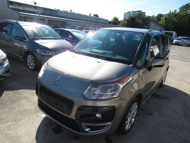 Braun Gebraucht 2011 Citroën C3 Picasso Tendance Van / Kleinbus | 2.900 € (Guter Preis) - Bild 1/4