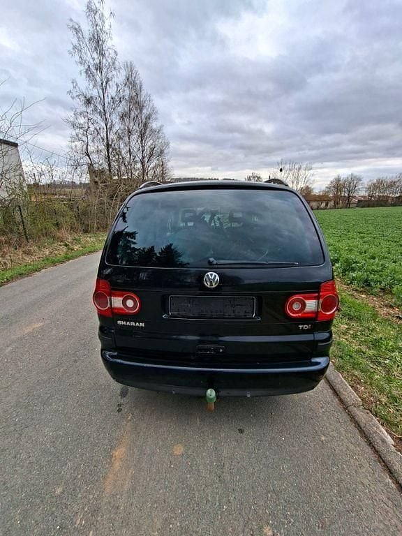 Gebraucht VW Sharan Goal 116 PS (85 kW) 2004 Schwarz Van / Kleinbus