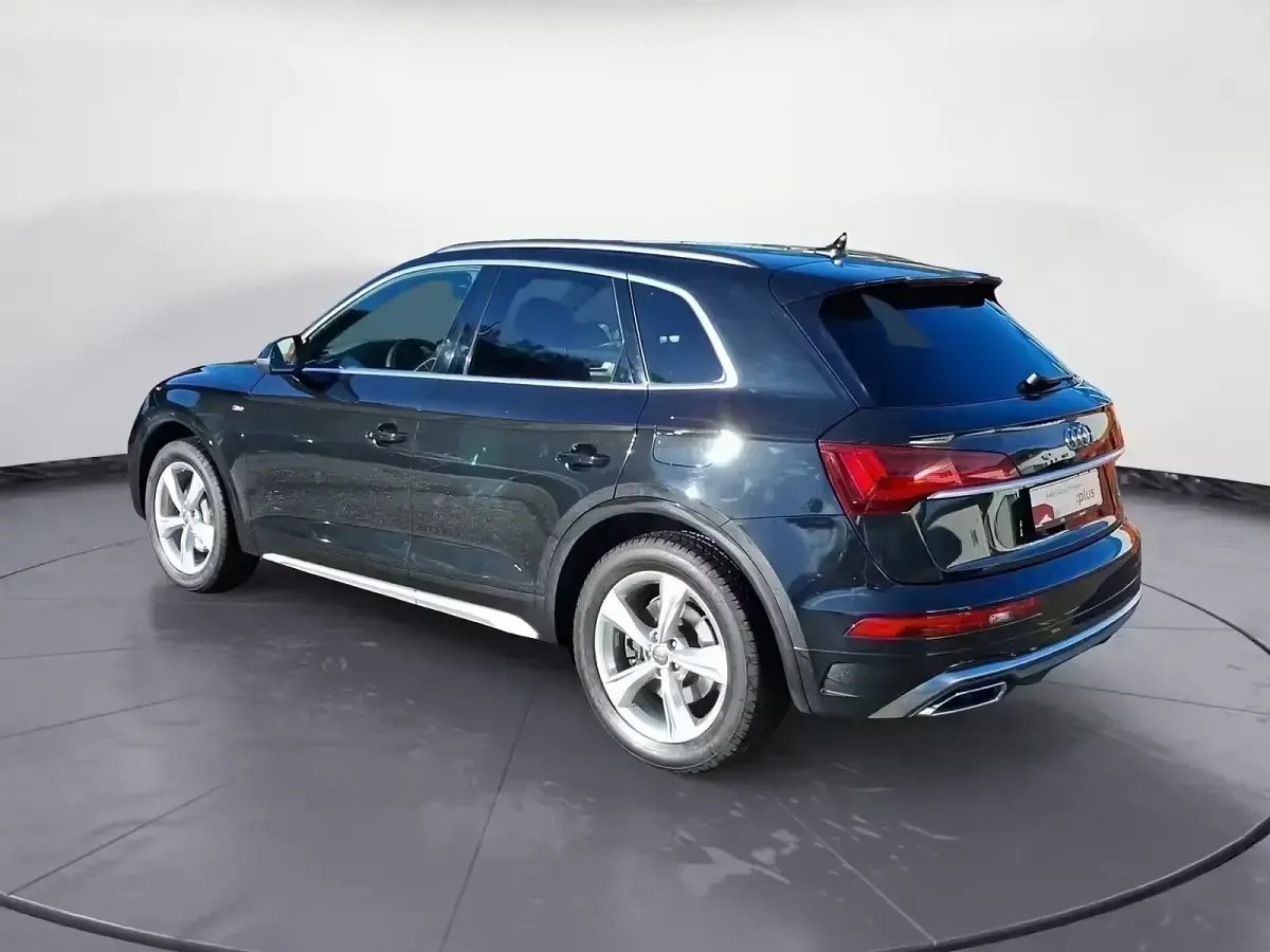Gebraucht Audi Q5 S-Line 367 PS (269 kW) 2021 Mythosschwarz metallic SUV