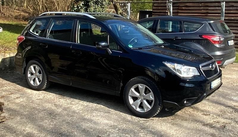 Schwarz Gebraucht 2015 Subaru Forester Exclusive+ SUV | 14.900 € (Teuer) - Bild 1/4