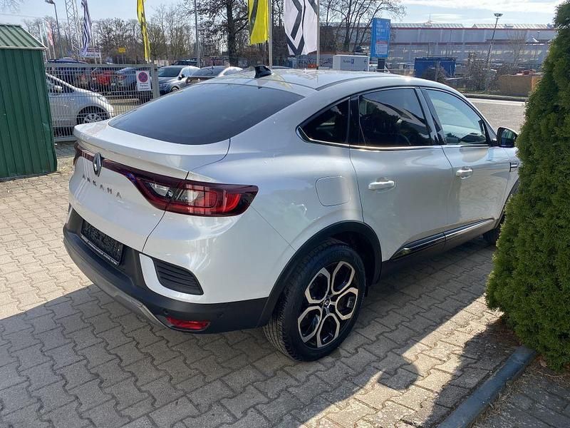 Gebraucht Renault Arkana Techno 140 PS (102 kW) 2022 Schneeweiß (metallic) SUV