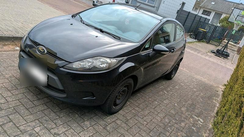 Gebraucht Ford Fiesta Trend 82 PS (60 kW) 2011 Schwarz Kleinwagen