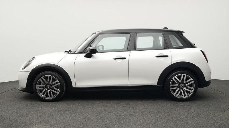 Gebraucht Mini Cooper Classic 114 kW (156 PS) 2025 Weiß Kleinwagen