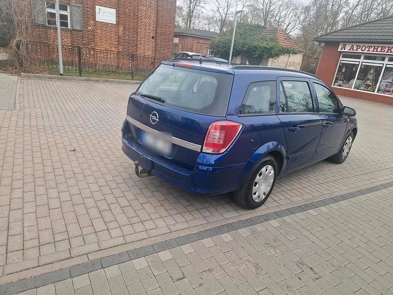 Gebraucht Opel Astra 90 PS (66 kW) 2008 Blau Kombi