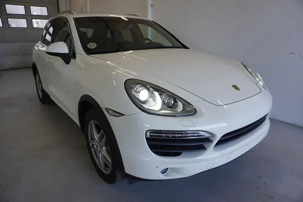 Gebraucht Porsche Cayenne 333 PS (244 kW) 2012 Weiß SUV