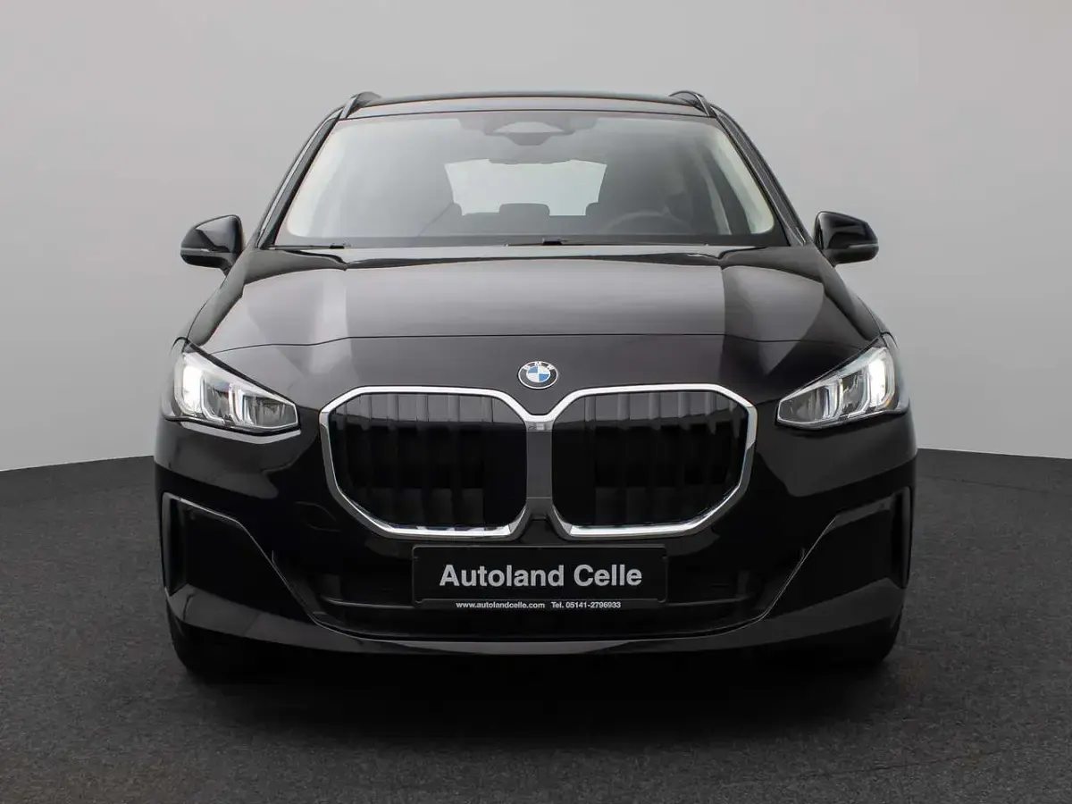 Gebraucht BMW 216 122 PS (89 kW) 2025 Schwarz 2668 Coupé