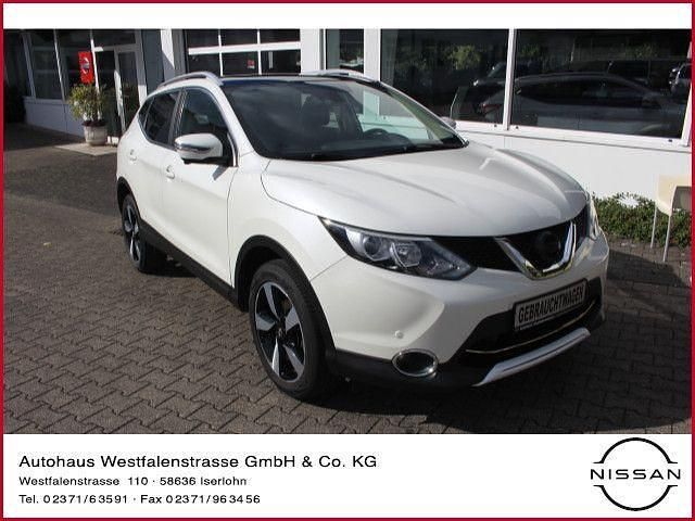 Weiß Gebraucht 2017 Nissan Qashqai N-Connecta SUV | 11.800 € (Guter Preis) - Bild 1/4