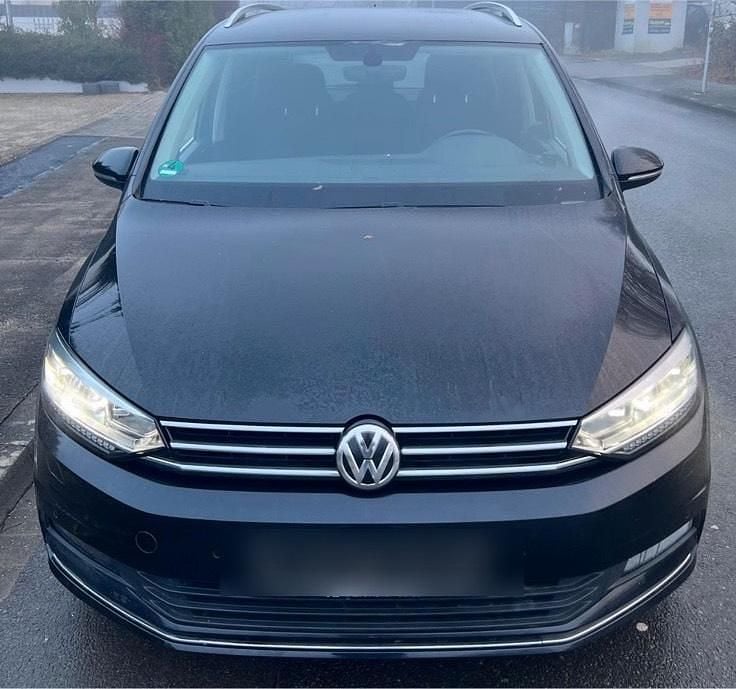 Gebraucht VW Touran 150 PS (110 kW) 2017 Schwarz Van / Kleinbus