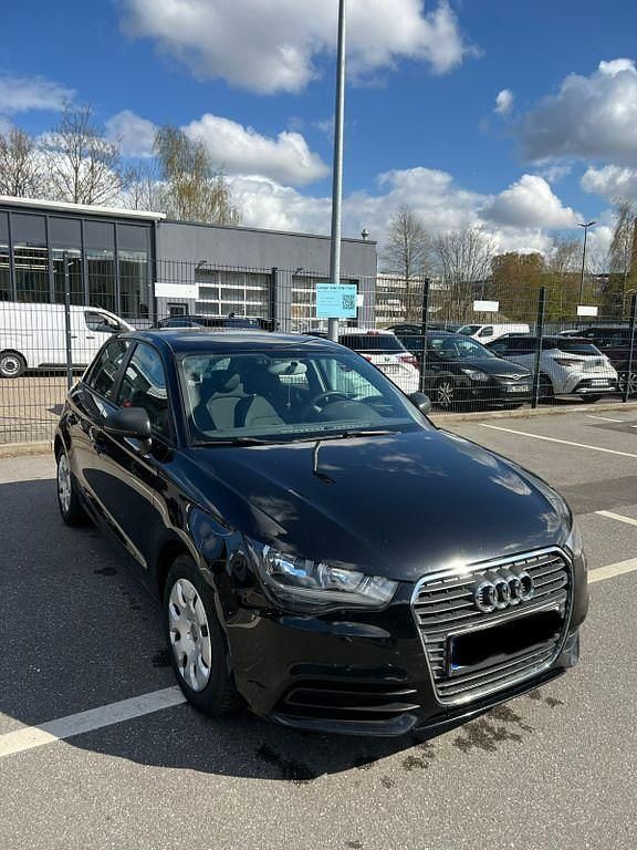 Gebraucht Audi A1 Sportback Sport 86 PS (63 kW) 2014 Schwarz Kleinwagen