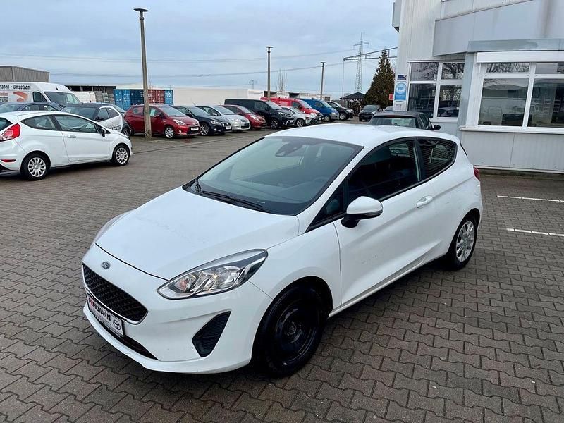 Gebraucht Ford Fiesta Trend 71 PS (52 kW) 2019 Weiß Kleinwagen