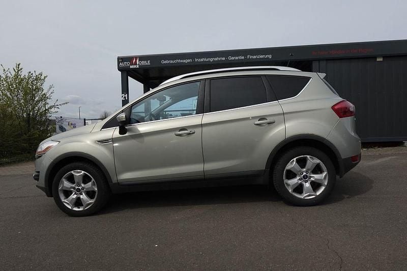 Gebraucht Ford Kuga Titanium 136 PS (100 kW) 2008 Grau SUV