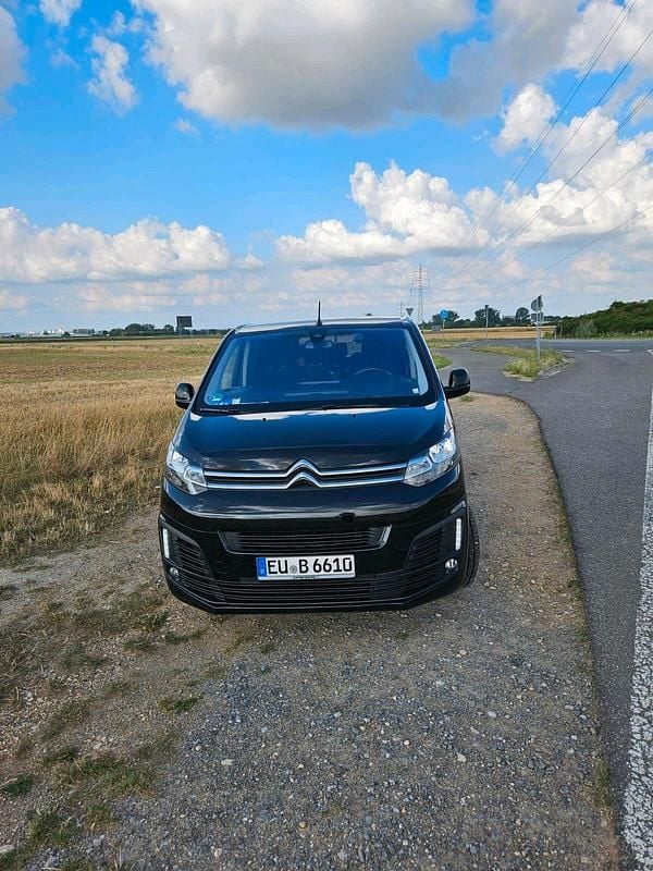 Schwarz Gebraucht 2016 Citroën Spacetourer Van | 17.250 € (Fairer Preis) - Bild 1/4