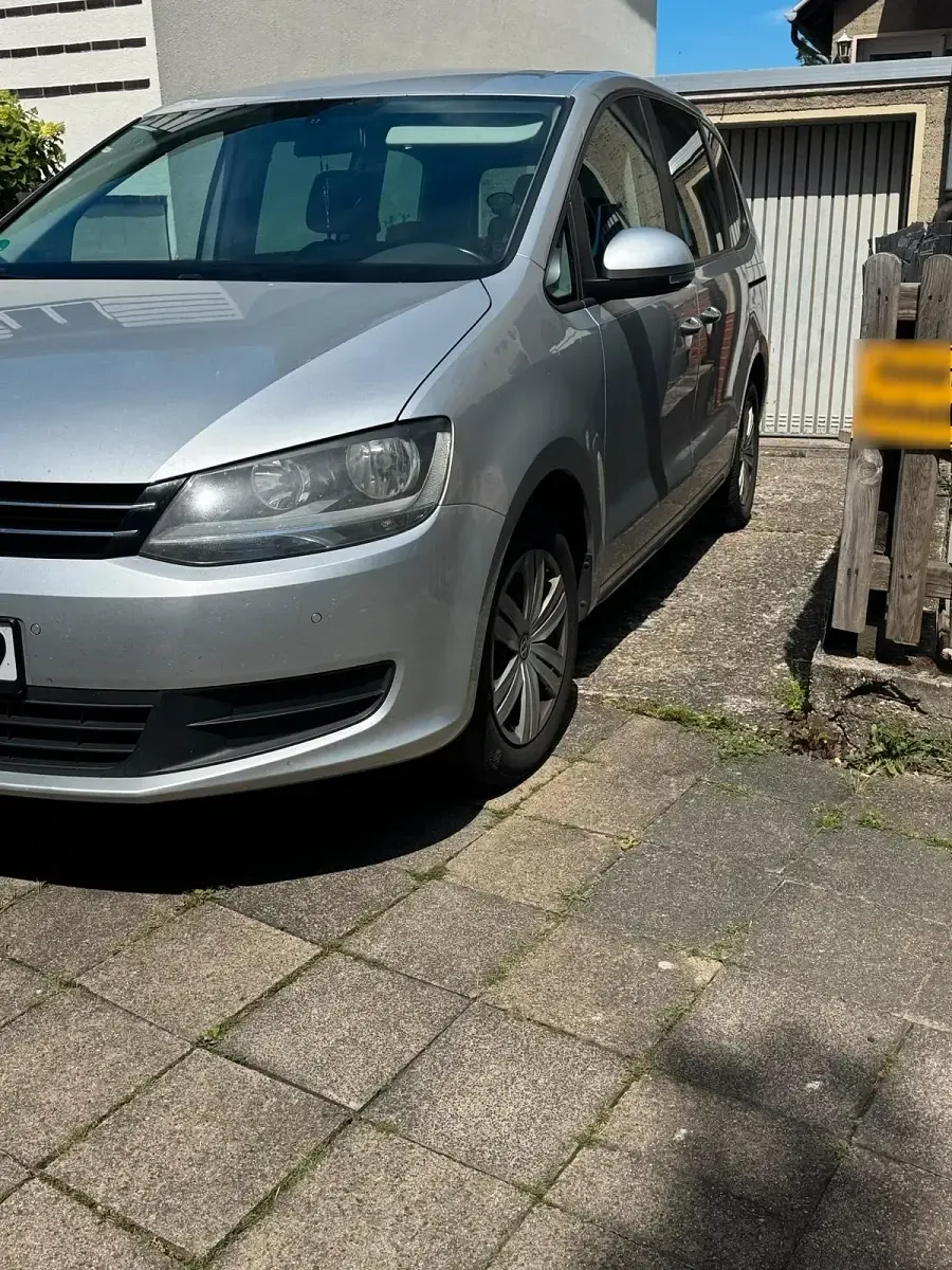 Gebraucht VW Sharan 140 PS (102 kW) 2011 Silber Van / Kleinbus