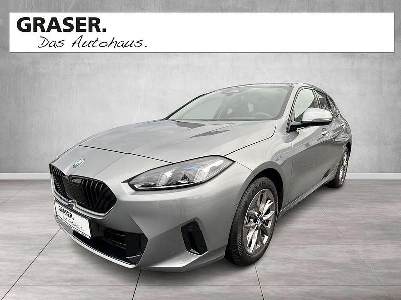 Grau Neu 2025 BMW 120 Sport Line Kleinwagen | 34.900 € (Fairer Preis) - Bild 1/4