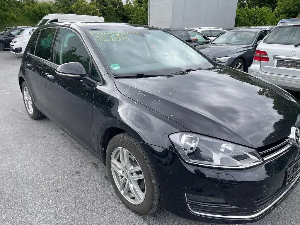 Gebraucht VW Golf VII Allstar 86 PS (63 kW) 2016 Schwarz Limousine