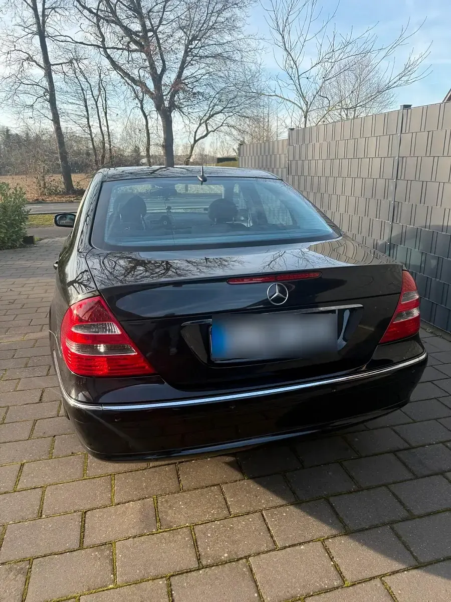 Gebraucht Mercedes E350 272 PS (200 kW) 2005 Schwarz Limousine