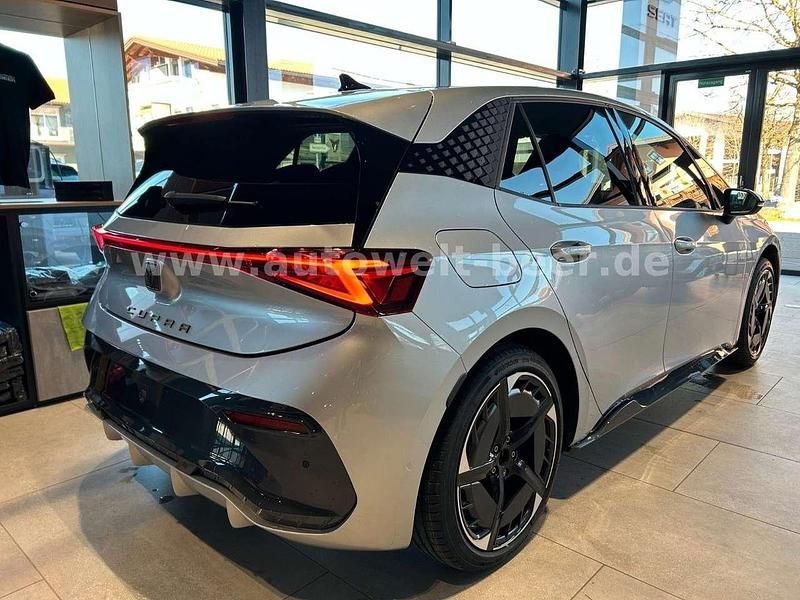 Neu Cupra Born 169 kW (231 PS) 2026 Geysirsilber Kleinwagen