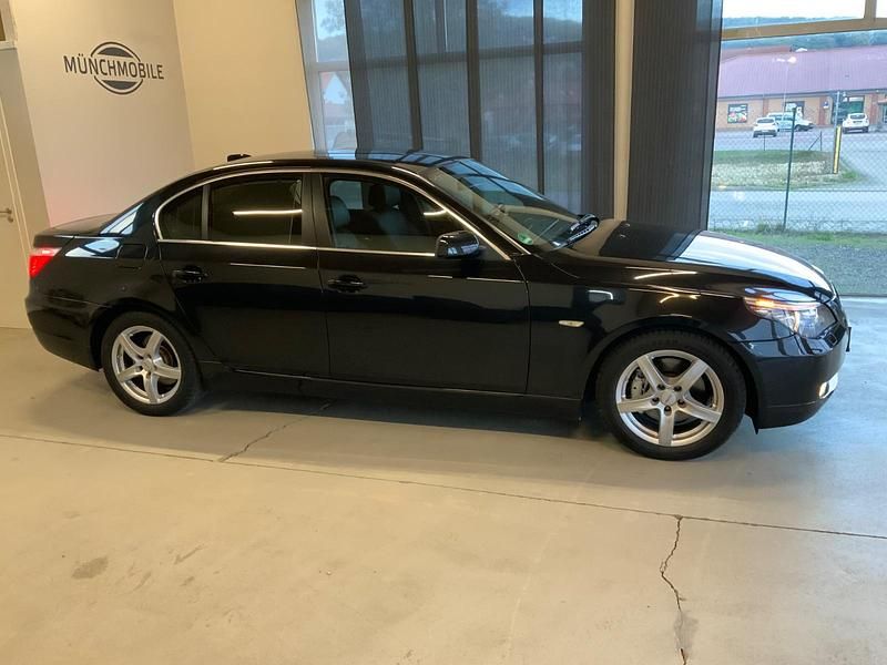 Gebraucht BMW 530 272 PS (200 kW) 2008 Schwarz Limousine