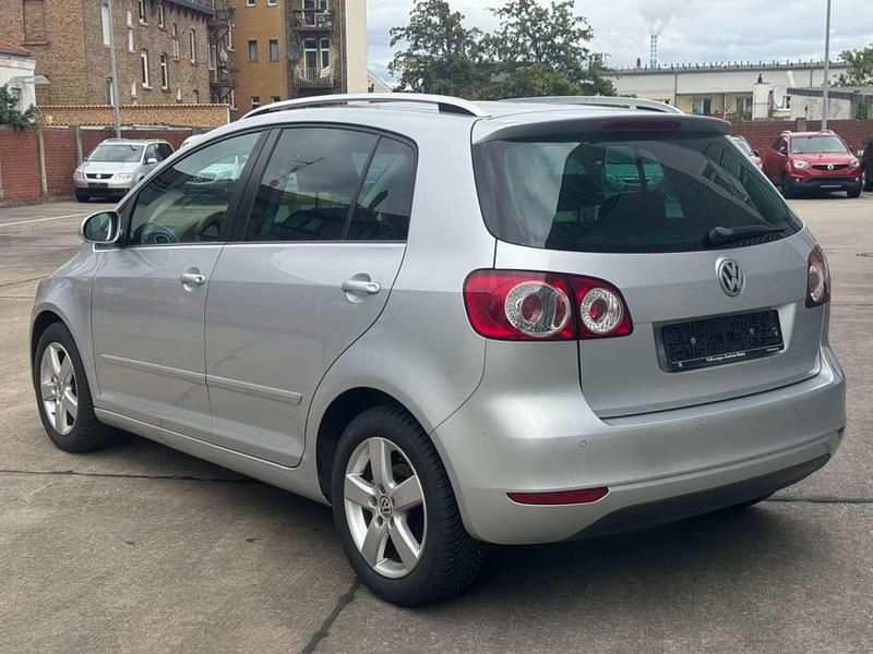 Gebraucht VW Golf VI Team 86 PS (63 kW) 2011 Silber Kleinwagen